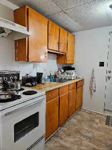 Two bedroom apartment Flexible lease start date - Photo 2