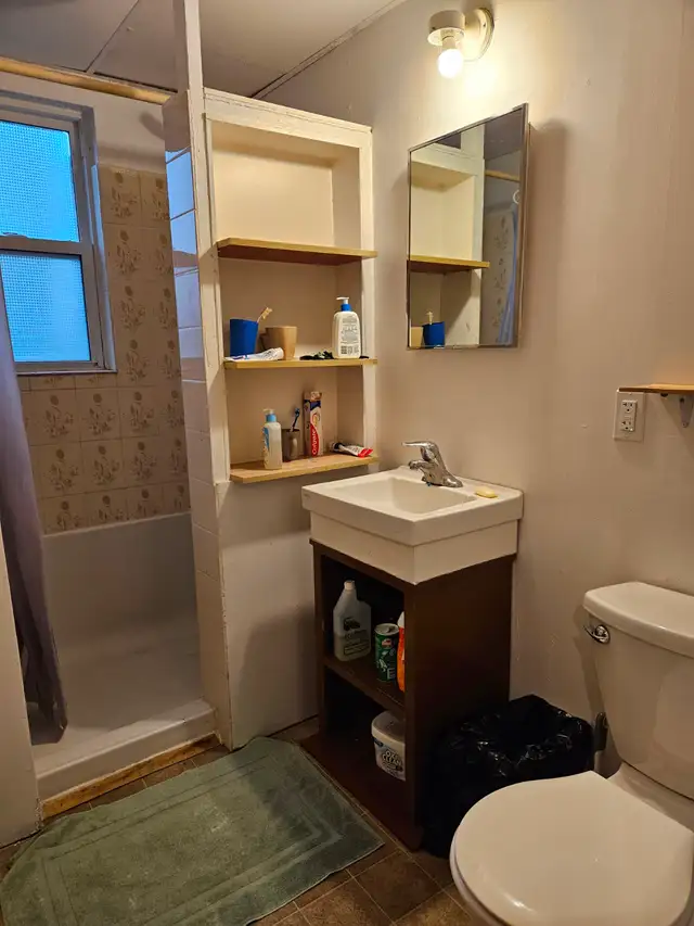 Two bedroom apartment Flexible lease start date - Photo 3