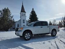 2011 Nissan Titan - Crew Cab - 4x4