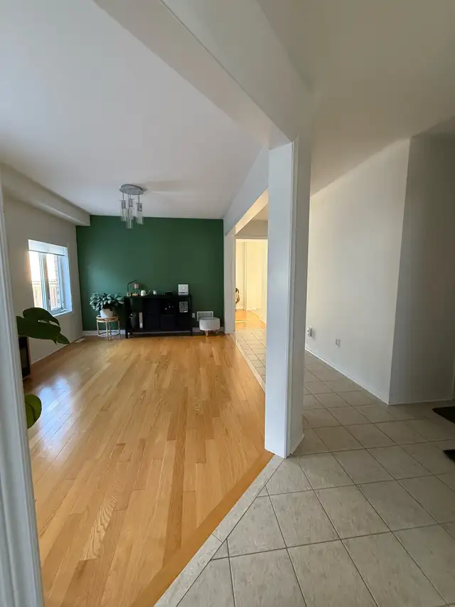 Private room with washroom for June 1 2026 - Photo 8