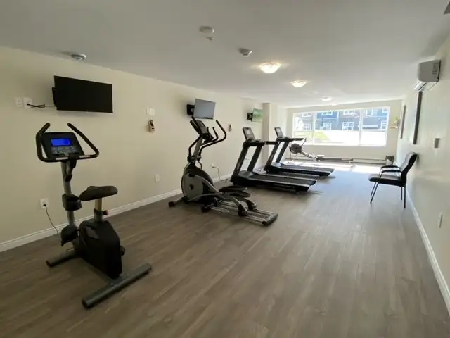 Rental Incentives on Selected 2 Bedroom Suites - Photo 3