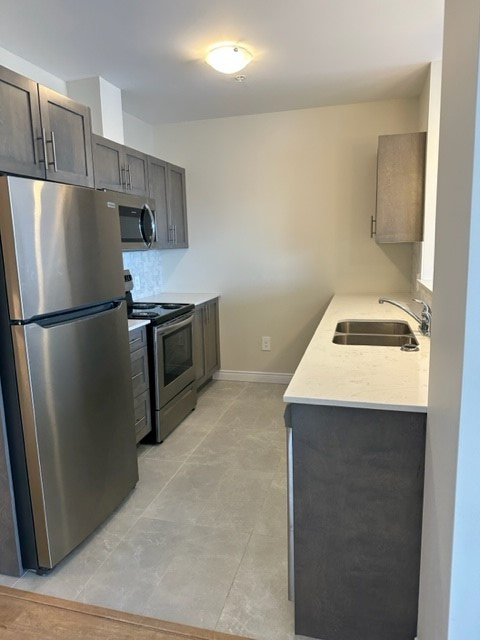 Rental Incentives on Selected 2 Bedroom Suites - Photo 6