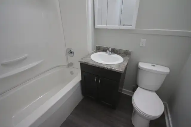 2 Bedroom House for Rent in Southport | Garage & Pet Friendly - Photo 2