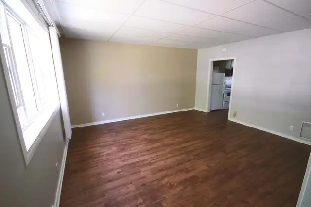 2 Bedroom House for Rent in Southport | Garage & Pet Friendly - Photo 3
