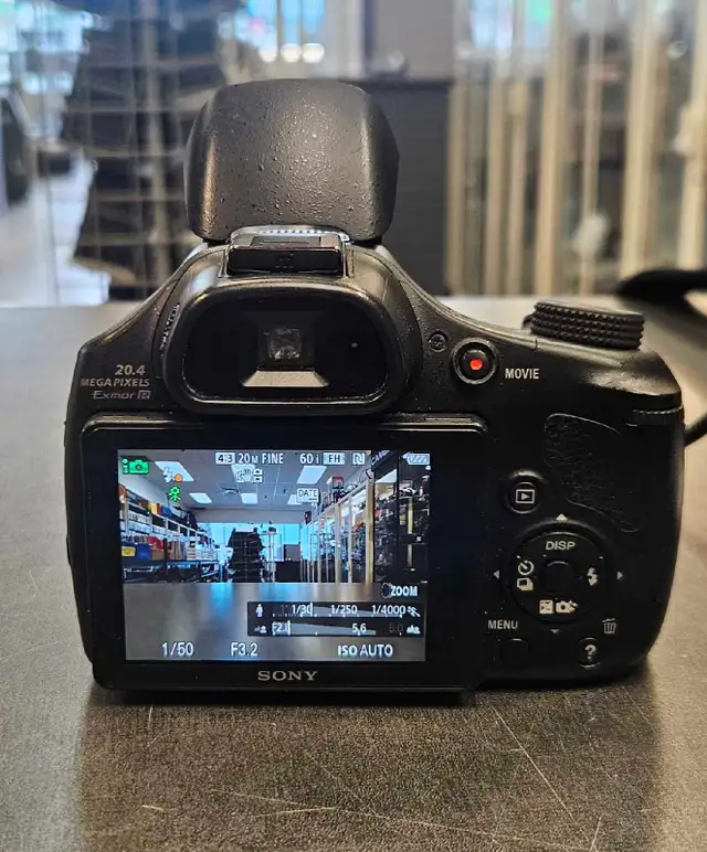 Sony Cyber-shot Digital Camera - Photo 3