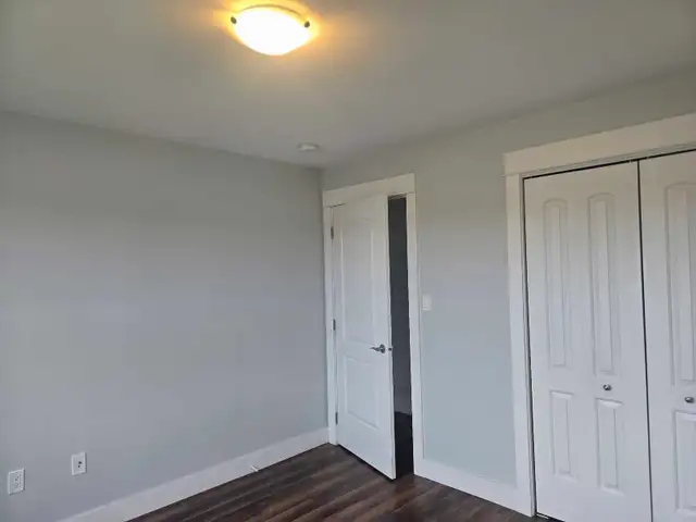 HUGE 2BR - BEST VALUE & PRIME LOCATION-Cornwall - Photo 8
