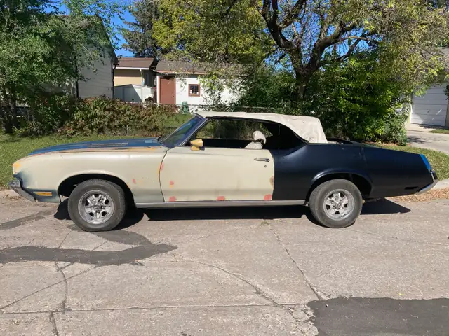 1972 Cutlass Convertible - Photo 4