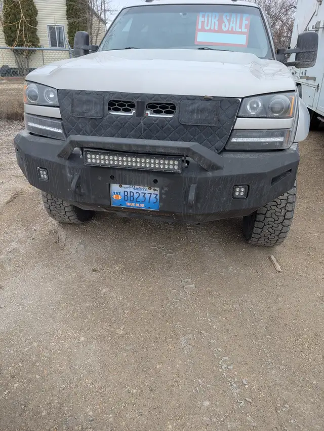 2005 Silverado 2500 HD Diesel - Photo 2