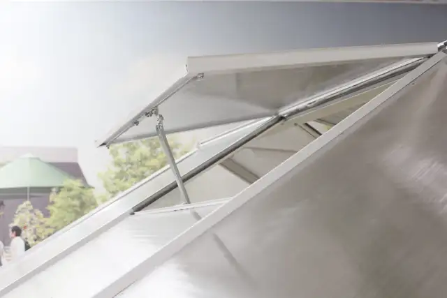 Serre de plain-pied compacte 6x6x7