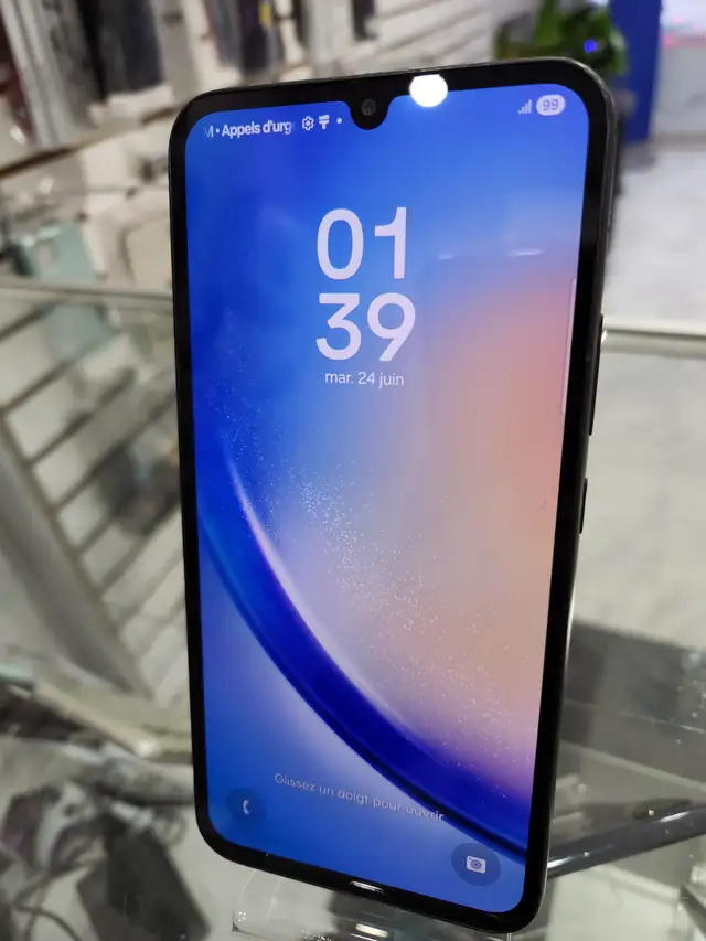 Samsung Galaxy A34  5G  – Débloqué – Comme Neuf