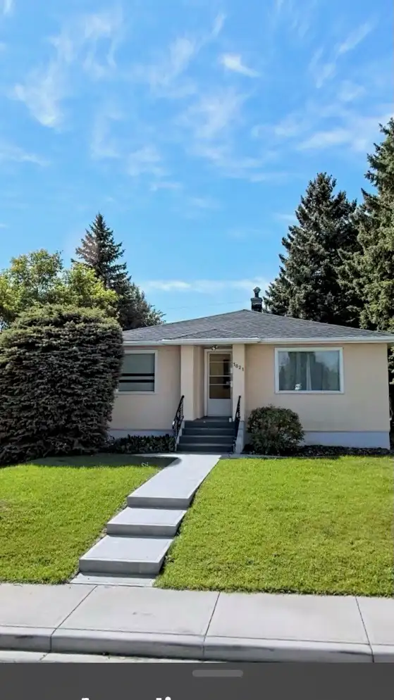 Inner city, two bedroom basement suite in Capitol Hill N.W.