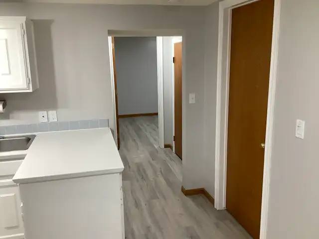 Inner city, two bedroom basement suite in Capitol Hill N.W. - Photo 5