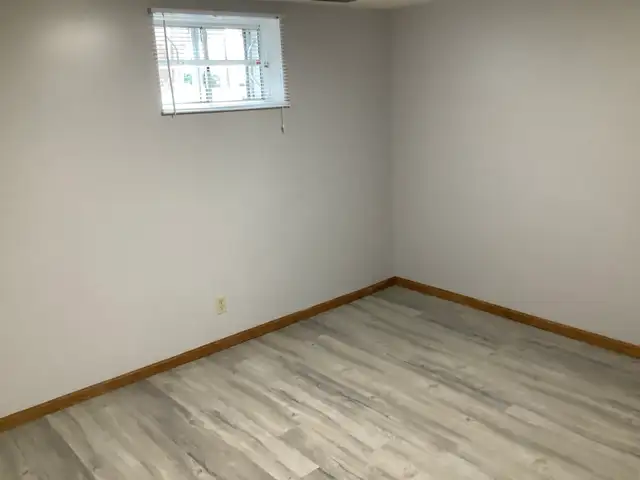 Inner city, two bedroom basement suite in Capitol Hill N.W. - Photo 8