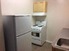 Fresh Clean One Bedroom Apartment - Photo 3
