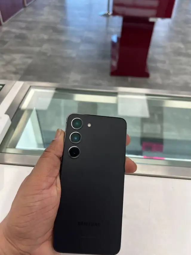 Samsung S23 – Black – 128GB – Unlocked – 1‑Year Warranty - Photo 2