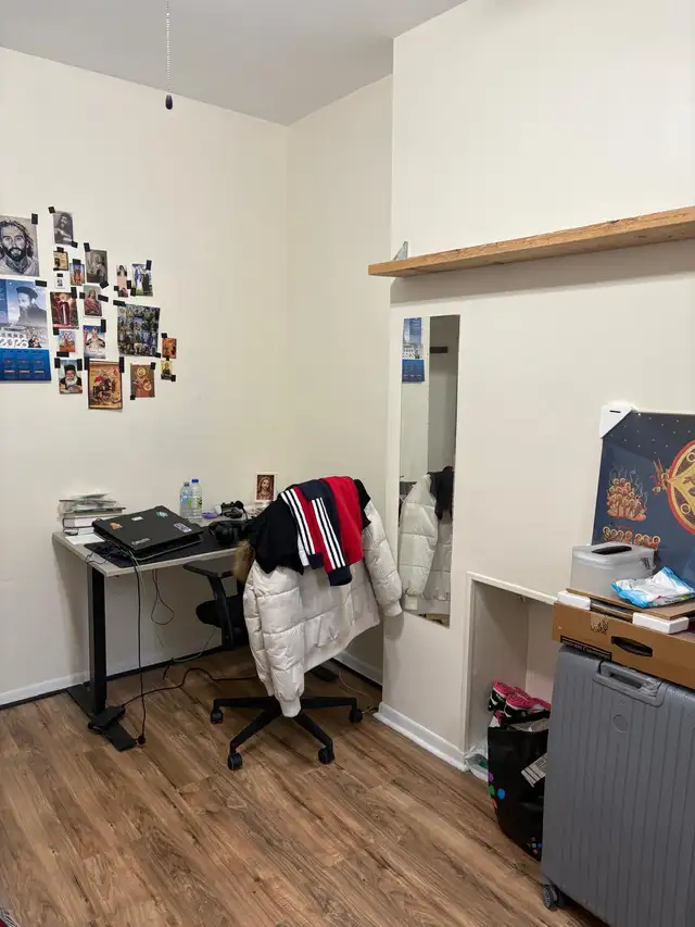 Furnished 3 bedroom downtown for rent! Close to TTC, groceries - Photo 2