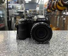 Fuji Finepix S4400 Digital Camera