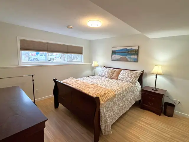 Furnished 3 bed (2 bath) 1/2 duplex for rent in Drayton Valley - Photo 8