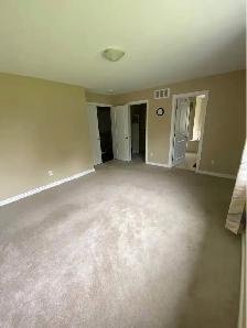 Orleans Master Bedroom with Private Bathroom $1050 - Photo 3