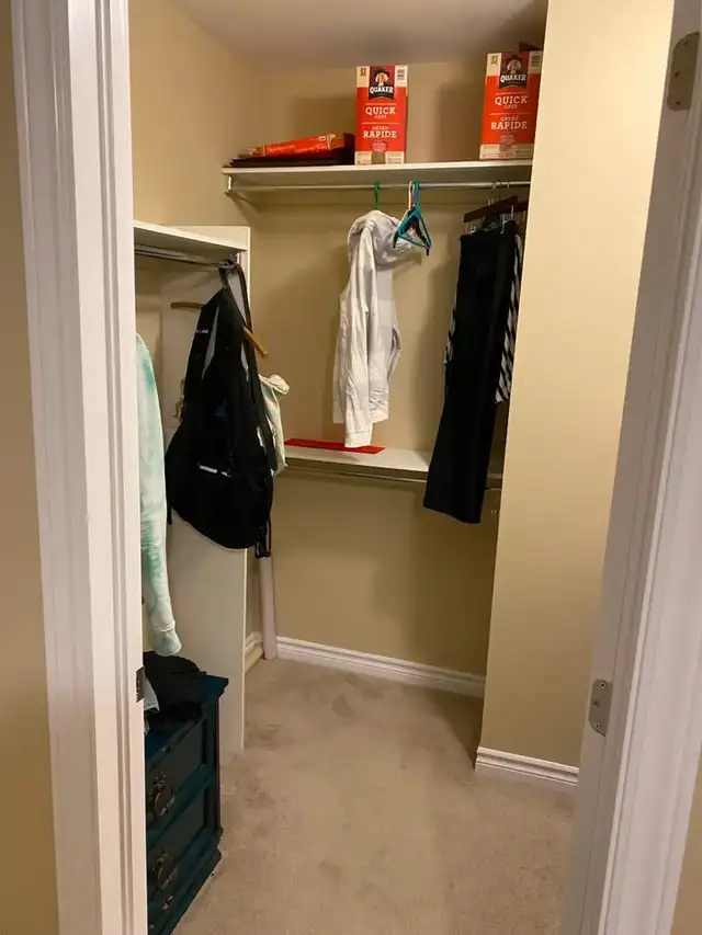 Orleans Master Bedroom with Private Bathroom $1050 - Photo 9