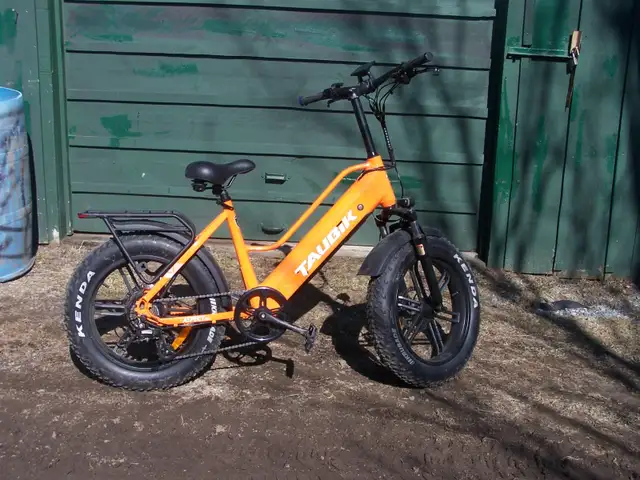 vélo .lectrique  fat bike