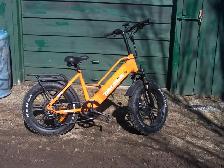 vélo .lectrique  fat bike