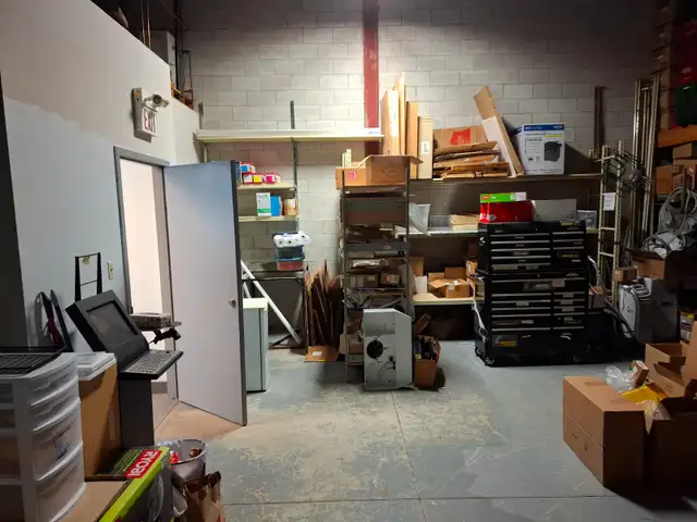 1400 sqft Office Warehouse/Storage for rent | $2000/Month - Photo 6
