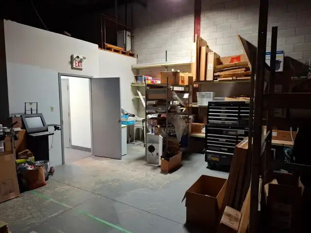1400 sqft Office Warehouse/Storage for rent | $2000/Month - Photo 10