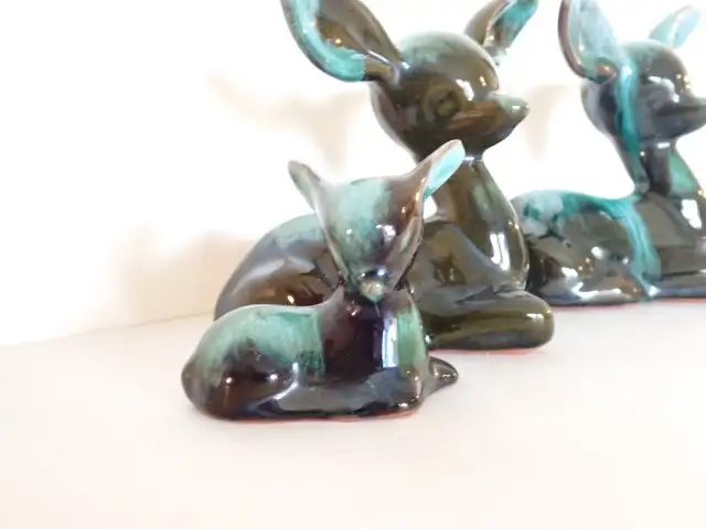 Blue Mountain Pottery Deer Figures - Photo 3