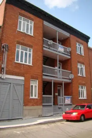 Superbe grand 4 1/2, 3e étage St-Sauveur Juillet - Photo 3