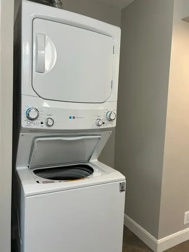 Welcome to your brand-new apartment located at 1-473C Queensway. - Photo 5