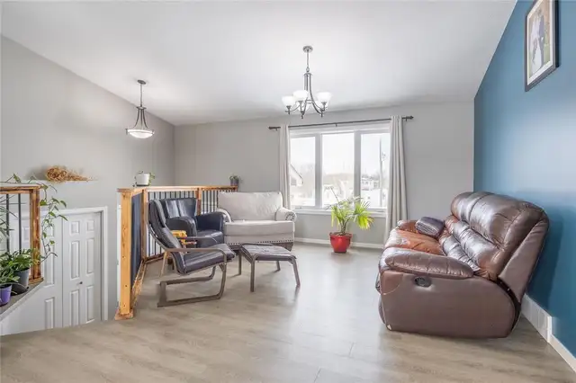 107 Cloverfield  Kleefeld MB - Photo 3
