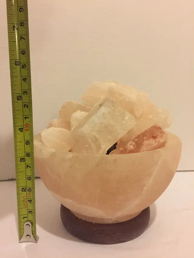 Himalayan Salt Lamp - Photo 4