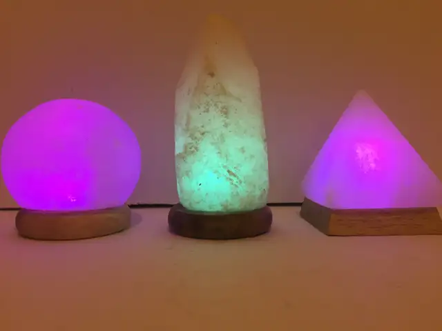 Himalayan Salt Lamp - Photo 10