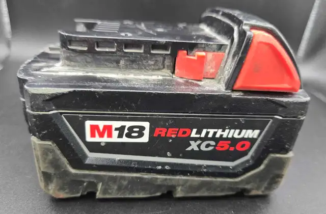 MILWAUKEE XC 5.0 BATTERY
