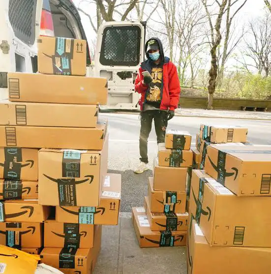 delivery driver - Photo 3