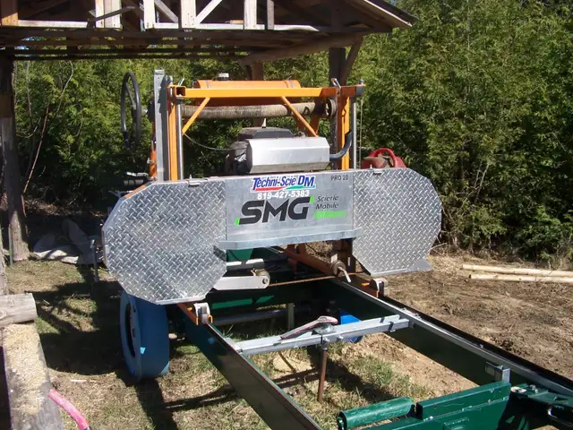 MOULIN A SCIE  PORTATIF GILBERT - Photo 2