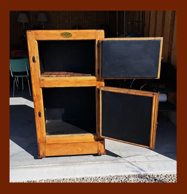 ANTIQUE OAK ICE BOX COCKTAIL BAR CABINET - Photo 3
