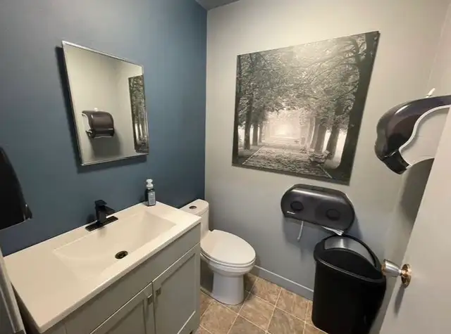 Beautiful Commercial Space- Killarney - Photo 6