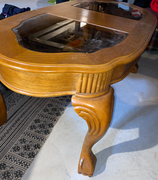 coffee table - Photo 2