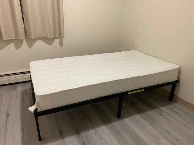 2 Bedroom Apartment for Sublet in Truro! FURNISHED - Photo 4