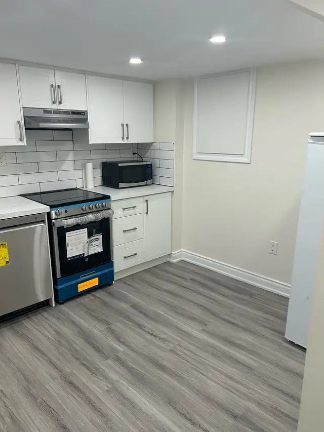 Scarborough Basement Unit For Rent - Photo 5