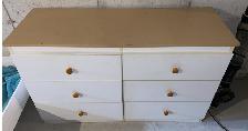 dresser with 6 drawers