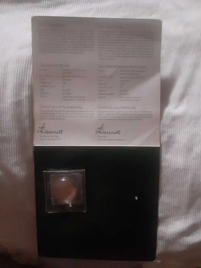 Royal Canadian Mint Wolf coin - Photo 2