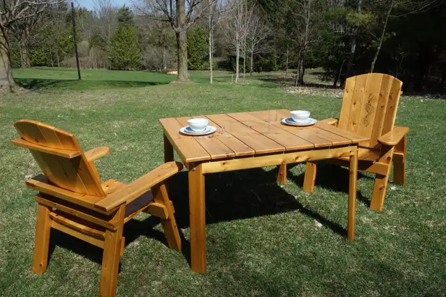 Custom Handmade Cedar Patio Table and Chairs w/Floral Design