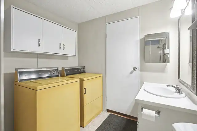 Well Priced Mobile Home - Photo 2