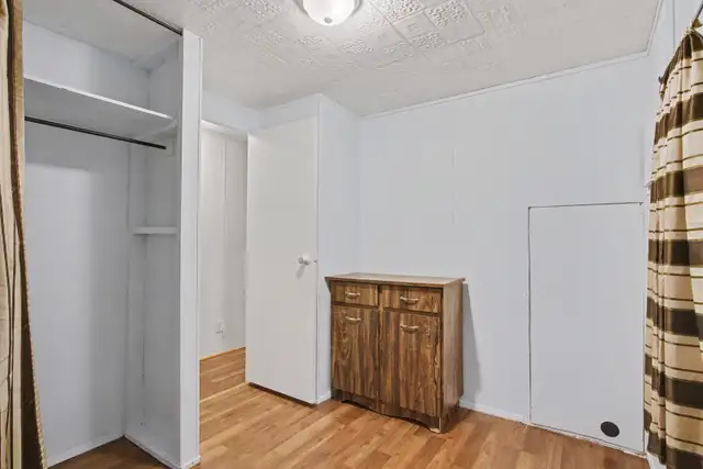 Well Priced Mobile Home - Photo 4