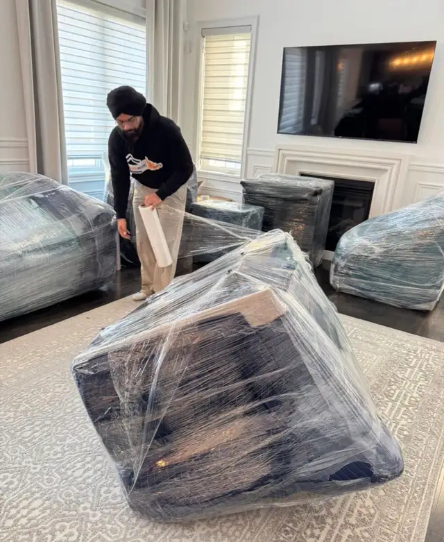 BEST MOVING SERVICES ☎️ 437-971-0071 ☎️ - Photo 2