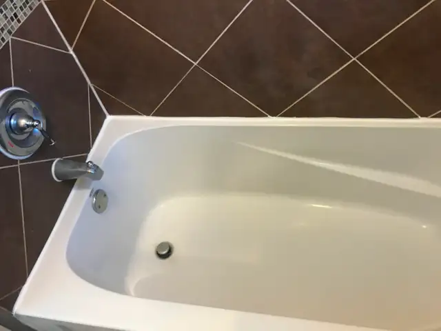 Oshawa Legal 1 bedroom (second floor) Apt $1499 - Photo 8