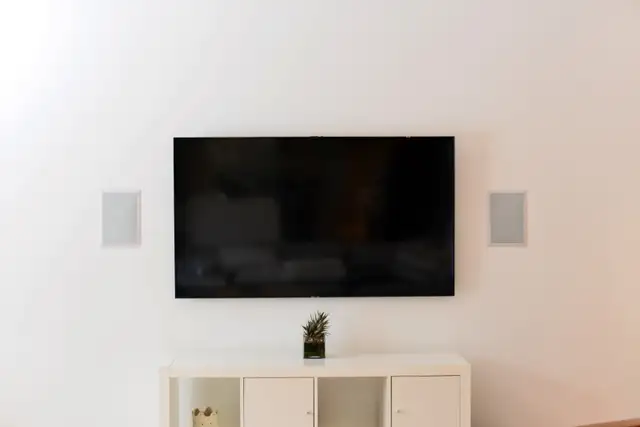 TV & Audio Installations - Photo 5